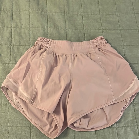 Purple LuLulemon hotty hot shorts - size 4 tall - Picture 1 of 3